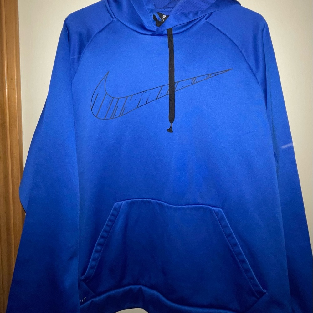 Blue Nike Therma fit hoodie
